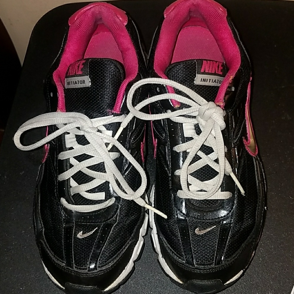 Womens Nike Shoe